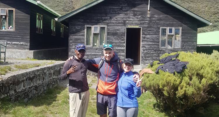Route de Marangu - Ascension du Kilimandjaro en 2 jours - Africa Natural Tours 6