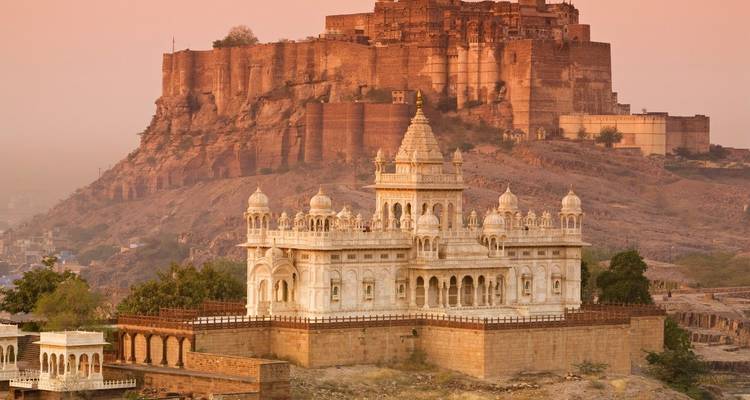 Viaje a los tesoros de Rajastán con Benarés -  Taj Voyages Tours  6