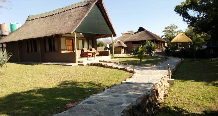 Desde Livingstone: viaje de safari de 3 días al Parque Nacional de Kafue (parte sur), Gestión del Área de Ngoma - Lochinvar Safaris 9