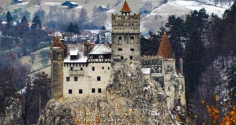 Circuito de un día al castillo de Peles, el castillo de Bran y la Fortaleza de Rasnov desde Brasov - Transylvania Discovery Tours 2