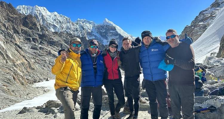 Excursionismo de los Tres Altos Pasos del Everest 15 días - Sherpa Expedition & Trekking Pvt. Ltd. 1