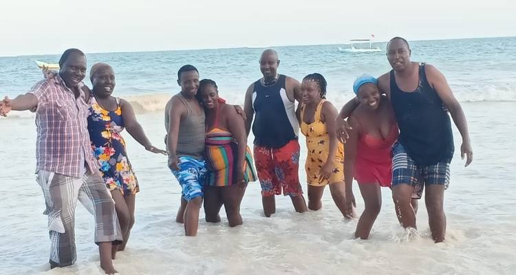 Safari económico clásico de 7 días de Bush a la playa - Gracepatt Ecotours Kenya 9