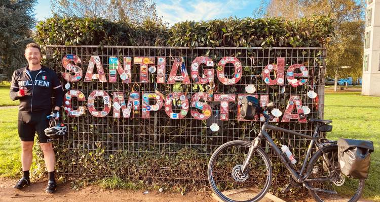 Camino de Santiago (Francés) Guided *CYCLE* Tour/Packing/MTB (All Inclusive) - Climbing Mountains 8