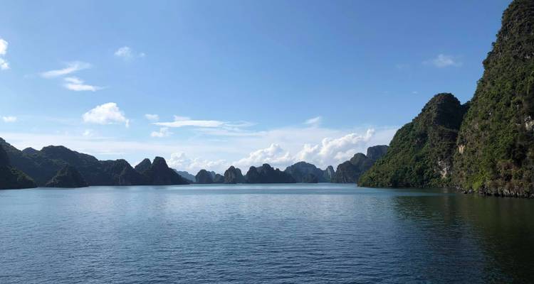 Essence of Northern Vietnam 9 Days: Hanoi - Ninh Binh - Ba Be Lake - Sapa - Halong Bay - Old Quarter Travel 10