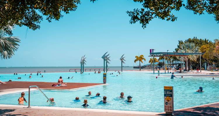East Coast Reefs and Beaches 15 Day Group Tour | ULTIMATE - Ultimate Travel 6