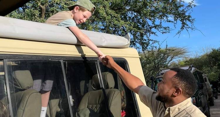 5 Days - Arusha, Serengeti and Ngorongoro Crater - Lappet Faced Safaris 4