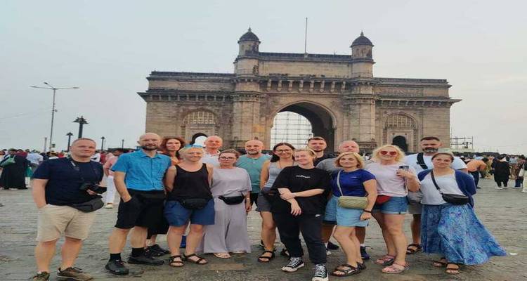Full Day Mumbai City Sightseeing Tour - India Arrivals Tours 7