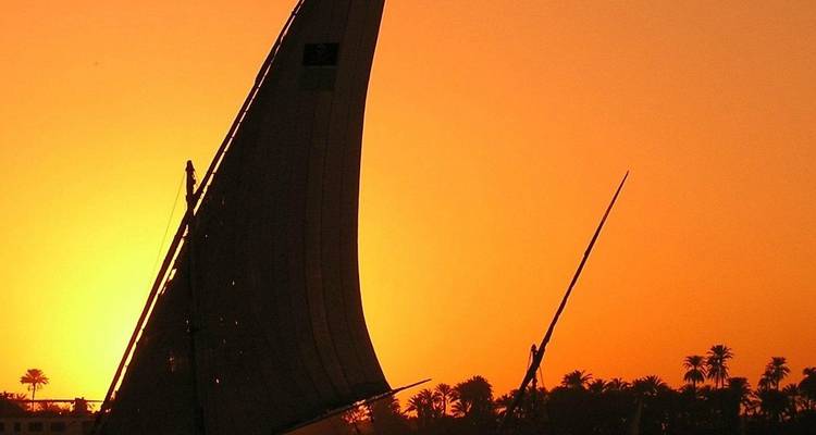 Excursión en velero Felucca por el Nilo en el Cairo - ETL Travel 3