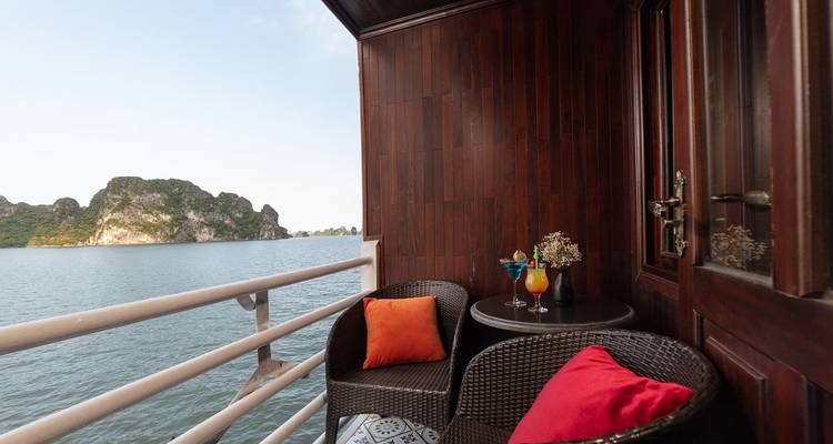 Hanoi Golf – Halong Bay Cruise Tour 5 Days 2 Rounds - DGB Travel And Event 7