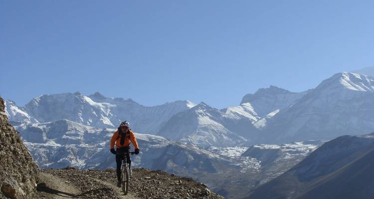 Circuit en VTT dans la vallée du Haut Mustang - 16 jours - Adventure Himalayan Travels 1