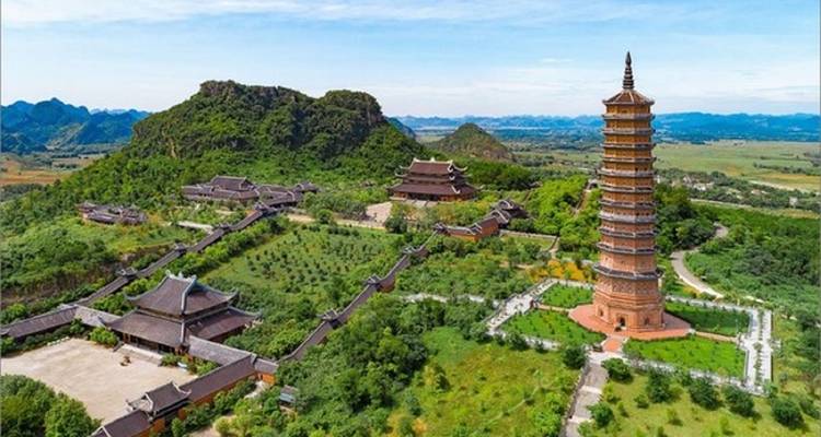 Circuit de 5 jours Hanoi - Ninh Binh - Baie d'Halong - Ha Long Bay Lux Cruises Tours 3