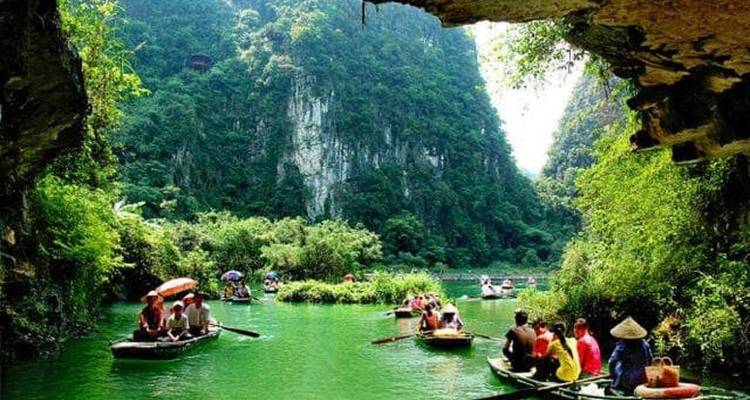 4-Day Hanoi - Ninh Binh - Halong Bay - Lan Ha Bay 5 Star Cruise - Ha Long Bay Lux Cruises Tours 9