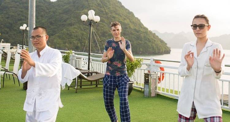 2 Day 1 Night Bai Tu Long Bay Cruise - Ha Long Bay Lux Cruises Tours 2