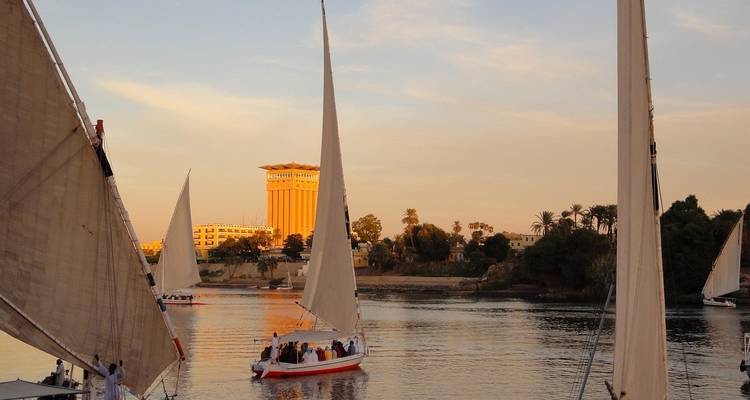Explorador de Egipto - Visitas de Distinción - Tours of Distinction 1