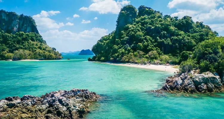 Aventura de navegación en Phuket - Intrepid Travel 7