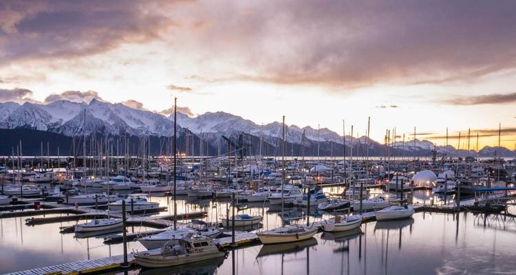 Aventure en camping à Seward en Alaska au départ d'Anchorage - 4 jours - Bindlestiff Tours 1