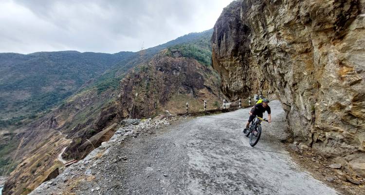 Medio circuito del Annapurna en bicicleta de montaña - 10 días - Adventure Himalayan Travels 4