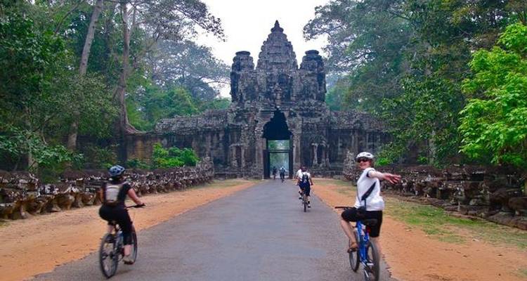 Circuit cycliste au Cambodge - De Phnom Penh à Siem Reap - Tour de Vines 1
