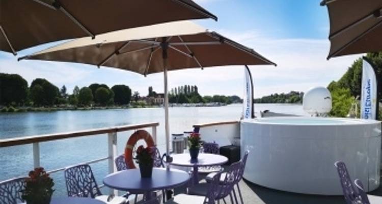 Residencias históricas, gastronomía local y joyas ocultas en el Valle del Oise (crucero puerto a puerto) (7 destinations) - CroisiEurope River Cruises 1