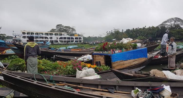 Amazing Barishal Backwater Tour in Bangladesh - Modhu Tours Bangladesh 10