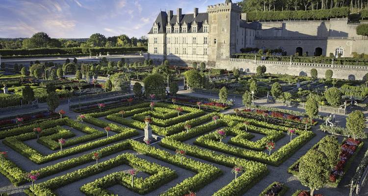 Loire Valley: Walks, Wine & Chateaux - Exodus Adventure Travels 7
