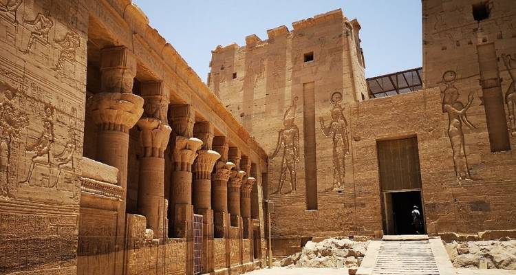 Crucero por el Nilo 4 días - 3 noches de Asuán a Luxor - Pharaohn Tours 8