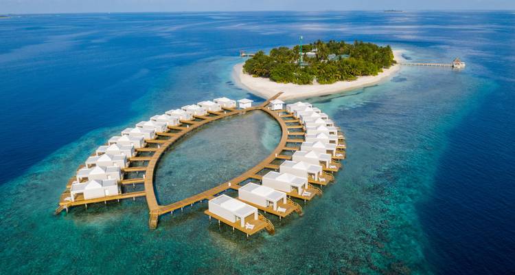 Maldivas Vacaciones de Lujo en Villa Acuática en un Resort Insular Privado de 5 Estrellas - Relax Getaways Pvt. Ltd 1