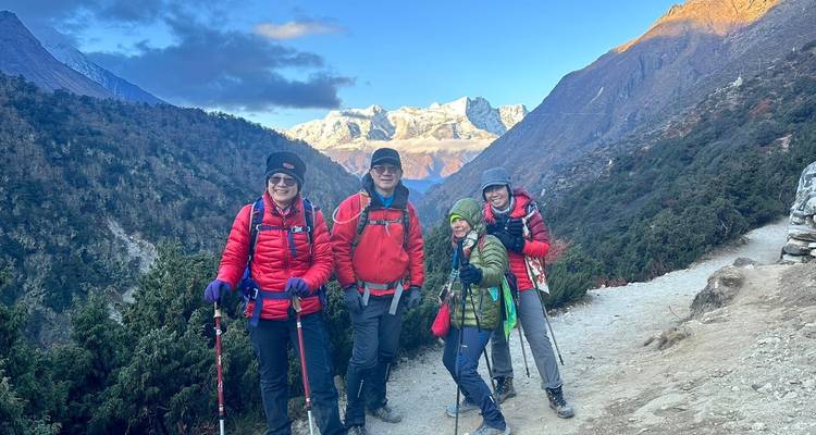Trek de luxe au camp de base de l'Everest depuis Katmandou - 15 jours - Relax Getaways Pvt. Ltd 2