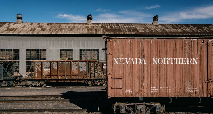 Circuit de 7 jours de Nevada Trails to Rails en petits groupes de débutants et intermédiaires à vélo et à pied - 8 personnes maximum. - Bindlestiff Tours 10