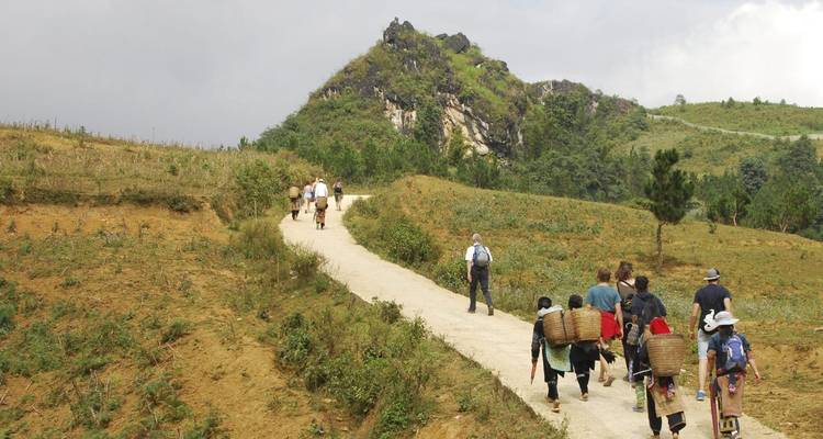 Sapa excursionismo en 3 días 2 noches - noche en casa de familia - Old Quarter Travel 4