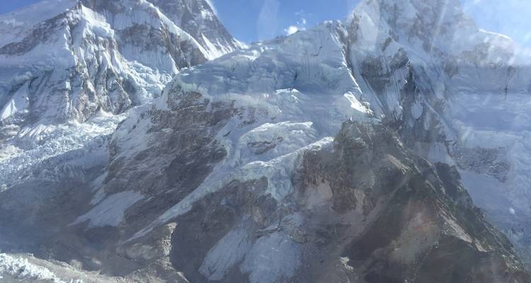 Everest Helicopter Tour with Kalapatthar (5644 m) Landing - World Travel Experiences 7
