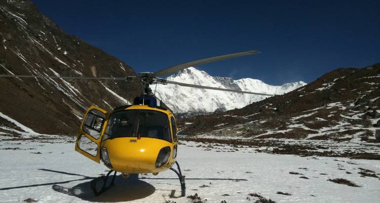 Everest Helicopter Tour with Kalapatthar (5644 m) Landing - World Travel Experiences 6