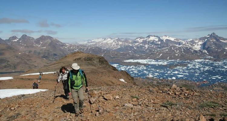 Arctic Villages - Arctic Hiking and Expeditions. 9
