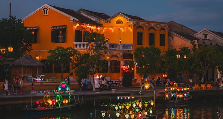 Central Vietnam's Ethereal Landscapes: A  Seven-Day Revelation - Truong Sa Tourist 9