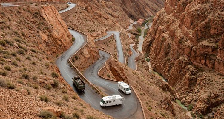 Excursión de lujo al desierto de Marrakech a Fez 3 días - Morhara Morocco Tours 3