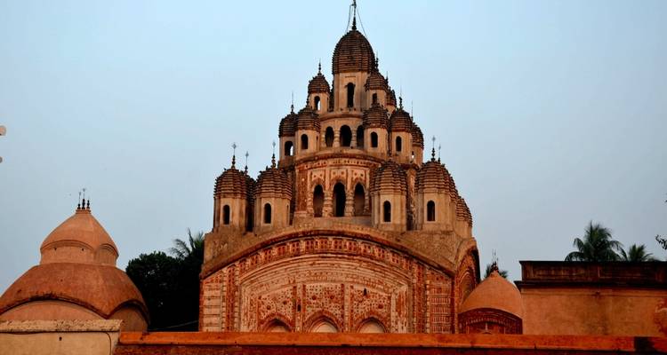 Luxury Cruise On River Ganges With Varanasi Delhi Agra Jaipur Tour [16 Days] - TTI TOURS 4