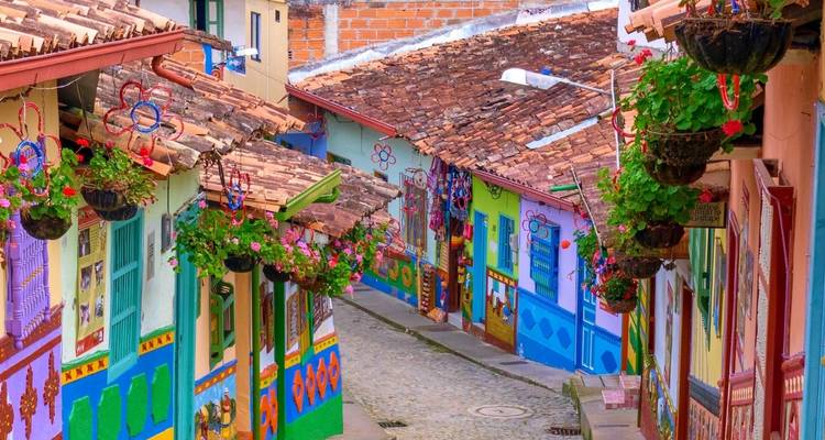 Magia de Colombia 2025 - AmaWaterways 3