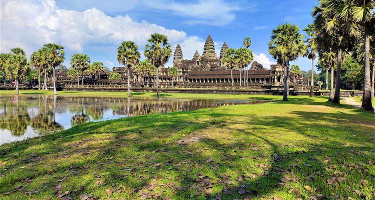 Camboya Circuito de 9 Días de Siem Reap a Phnom Penh y Playas de Sihanoukville - About Cambodia Travel & Tours 1