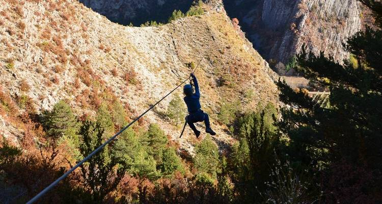 Escapada en vía ferrata por los Alpes franceses - Undiscovered Mountains 10