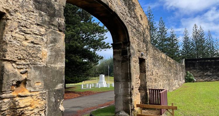 Forfait tout compris sur l'île de Norfolk avec visites touristiques, repas et location de voiture - Australia and New Zealand Travel Company 3