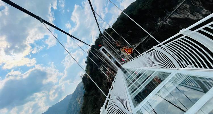 Maravilloso circuito por Moc Chau con el puente de cristal de Bach Long y la cascada de Dai Yem - 2 días - VietLong Travel 6