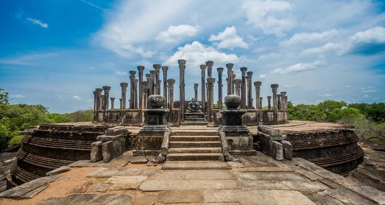 Descubre lo mejor de Sri Lanka: de la belleza costera a las maravillas culturales paquete de lujo - Apple Vacations Pvt Ltd 3