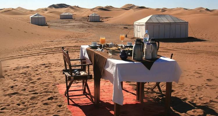 3 días en el desierto de Chegaga desde Agadir incluyendo paseo en camello y campamento Bereber en el desierto - Okeytours 2