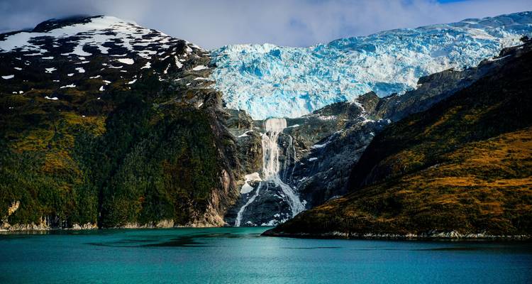 Croisière en Patagonie avec Buenos Aires, Bariloche et Santiago avec l'île de Pâques - Cosmos 7