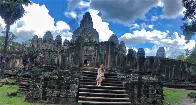 Circuito privado en crucero Siem Reap 4 días Angkor Wat Banteay Srei pueblo flotante - About Cambodia Travel & Tours 3