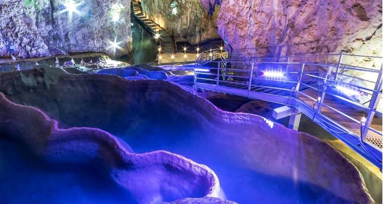 Circuito de 17 días para descubrir Serbia durante todo el año, desde Sarajevo. Serbia: tierra de monasterios, villas Romanas, fortalezas, ríos y carreteras panorámicas. - Monterrasol Travel 6