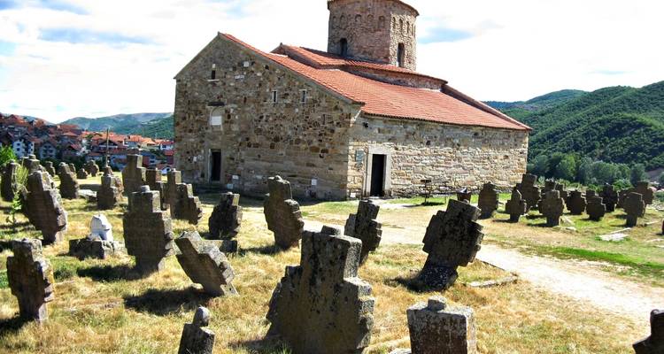 Circuito de 17 días para descubrir Serbia durante todo el año, desde Sarajevo. Serbia: tierra de monasterios, villas Romanas, fortalezas, ríos y carreteras panorámicas. - Monterrasol Travel 9