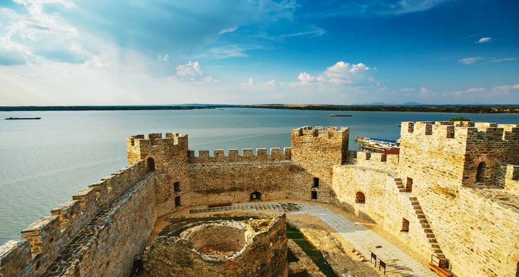 Year-round Serbia discovery 14 days tour from Sarajevo. Serbia: land of monasteries, Roman villas, fortresses, rivers and scenic roads. - Monterrasol Travel 2