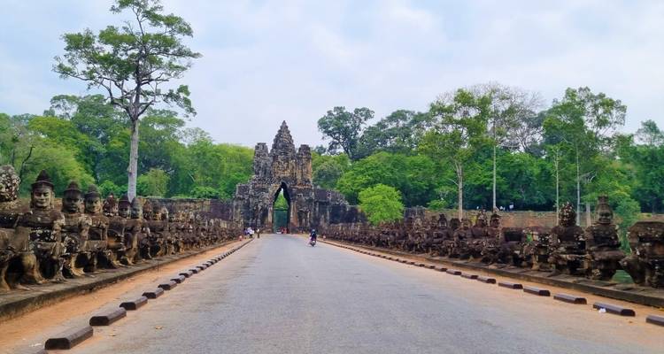 Discover Cambodia from Phnom Penh to Siem Reap 8 Days Tour - About Cambodia Travel & Tours 8