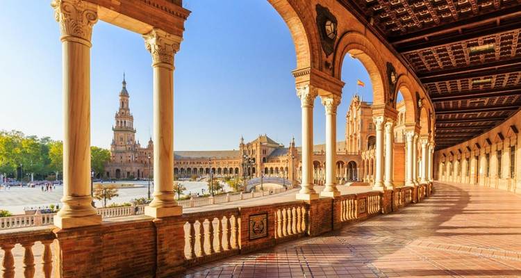 Circuito de 9 Días de Barcelona a Madrid con Andalucía y Toledo - Julia Travel 8